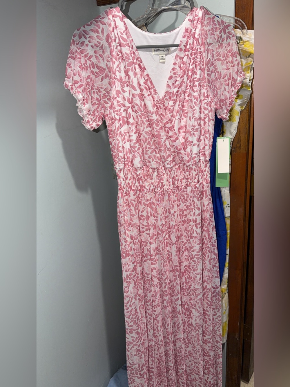 Pink Floral V-Neck Maxi Dress - Women's